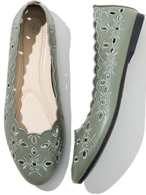 Women's Comfortable Dress Shoes Ballet Flats Slip On Shoes Black Flats Round Toe PU Leather Flats Summer with Floral Eyelets